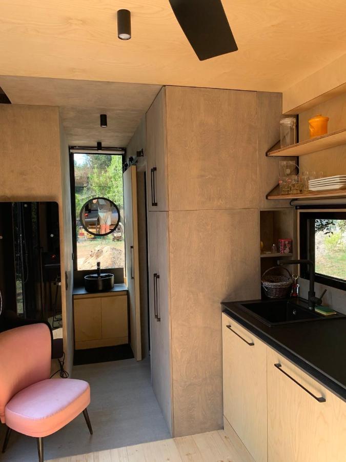 aMiniMas Eco gîtes Le Garn Extérieur photo